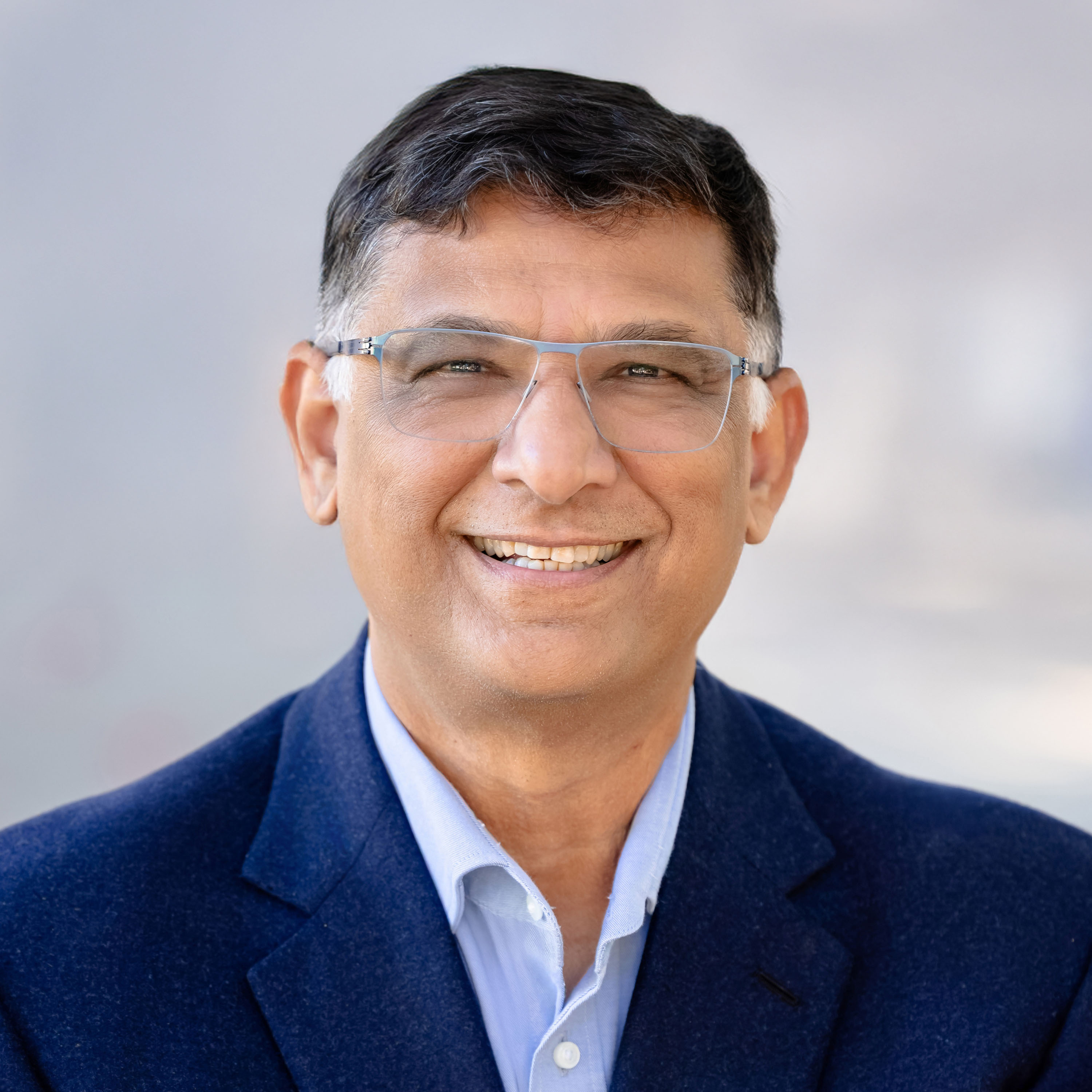 Rajiv Mehta headshot (1).jpg